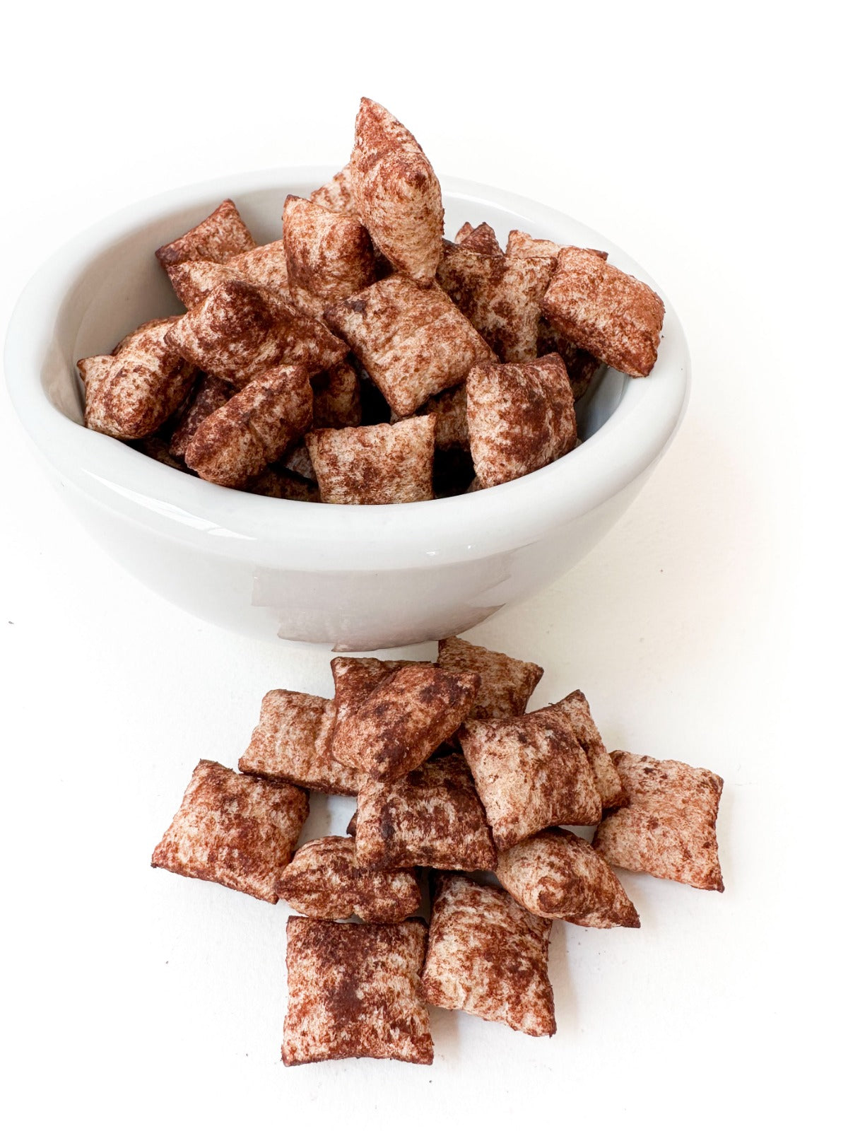 500gr de Cubitos con avena rellenas de chocolate semiamargo espolvoreadas con cocoa