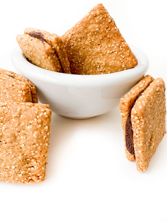 6 galletas tipo sandwich rellenas de chocolate semiamargo