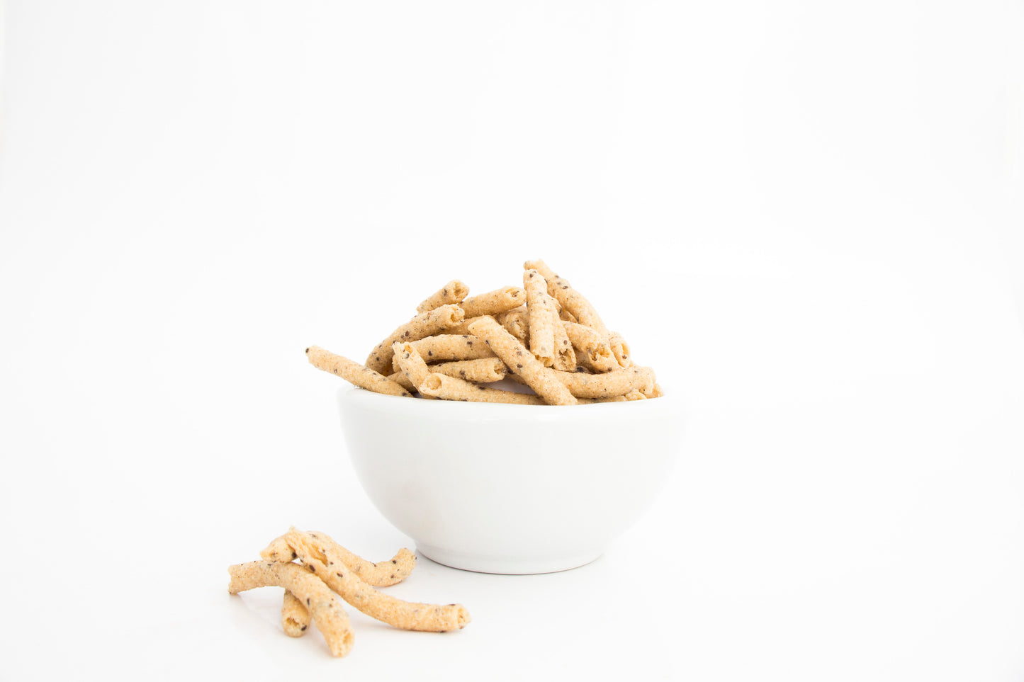 1 kg de churritos de amaranto, chia y linaza. Sal y limón, horneados